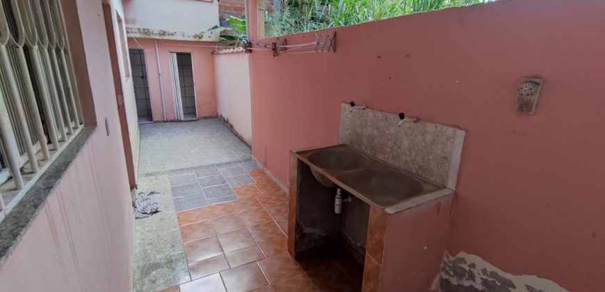 VENDA – Casa 02 Quartos em Austin – Nova Iguaçu