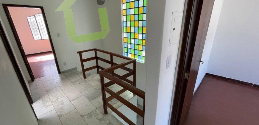 ALUGUEL – Casa Independente Com 3 Quartos no Bairro da Luz