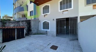 ALUGUEL – Casa Independente Com 3 Quartos no Bairro da Luz